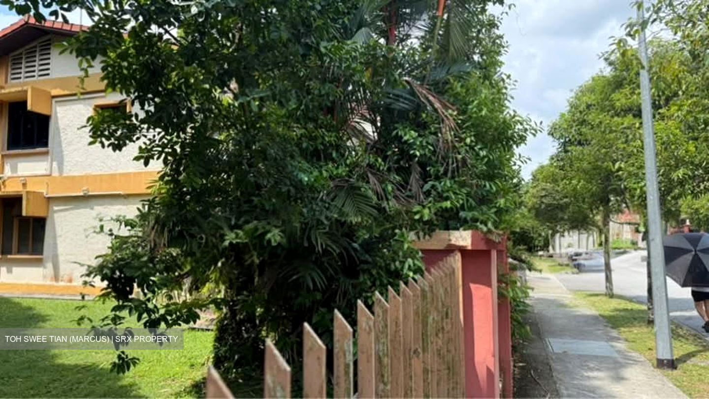 Ang Mo Kio Avenue 4 (D20), Semi-Detached #559011581